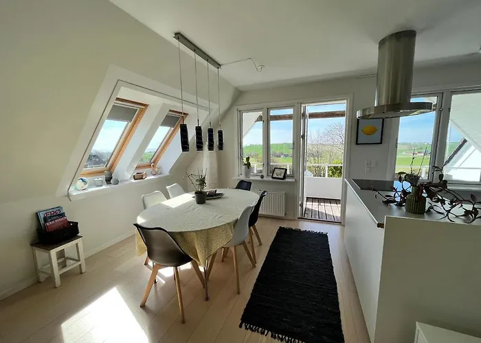 Ruhetgaard Bed & Kitchen 4* Ærøskøbing